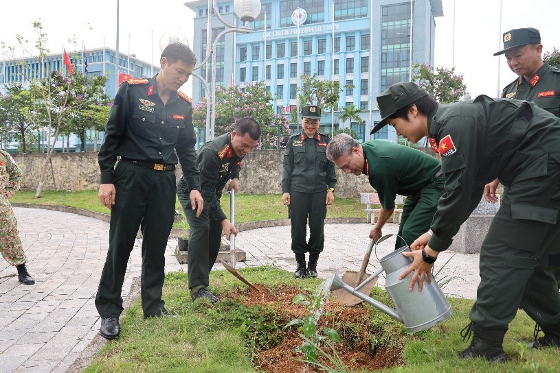/UploadStore/admin/250522 Trao doi kinh nghiem voi BCA/05.jpg